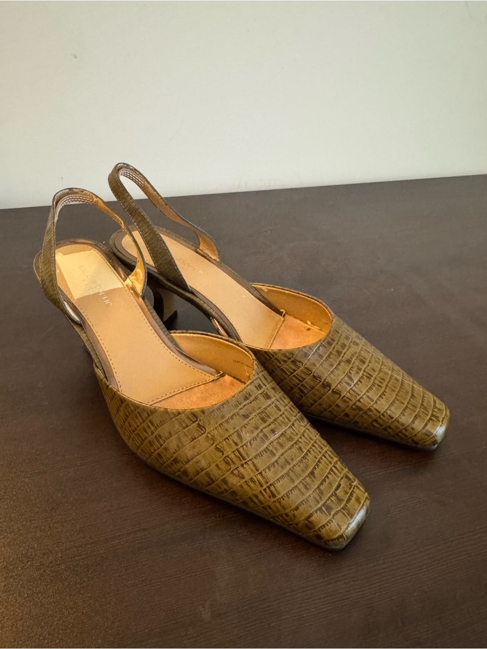 Liz Claiborne Olive Croc-Embossed Slingback Heels